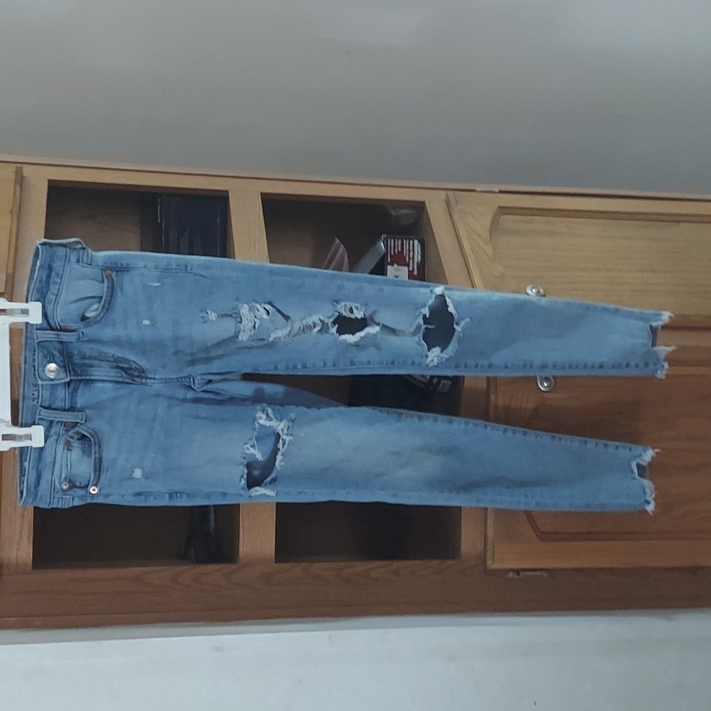 American eagle white blue next level stretch jeans cut at the bottom end